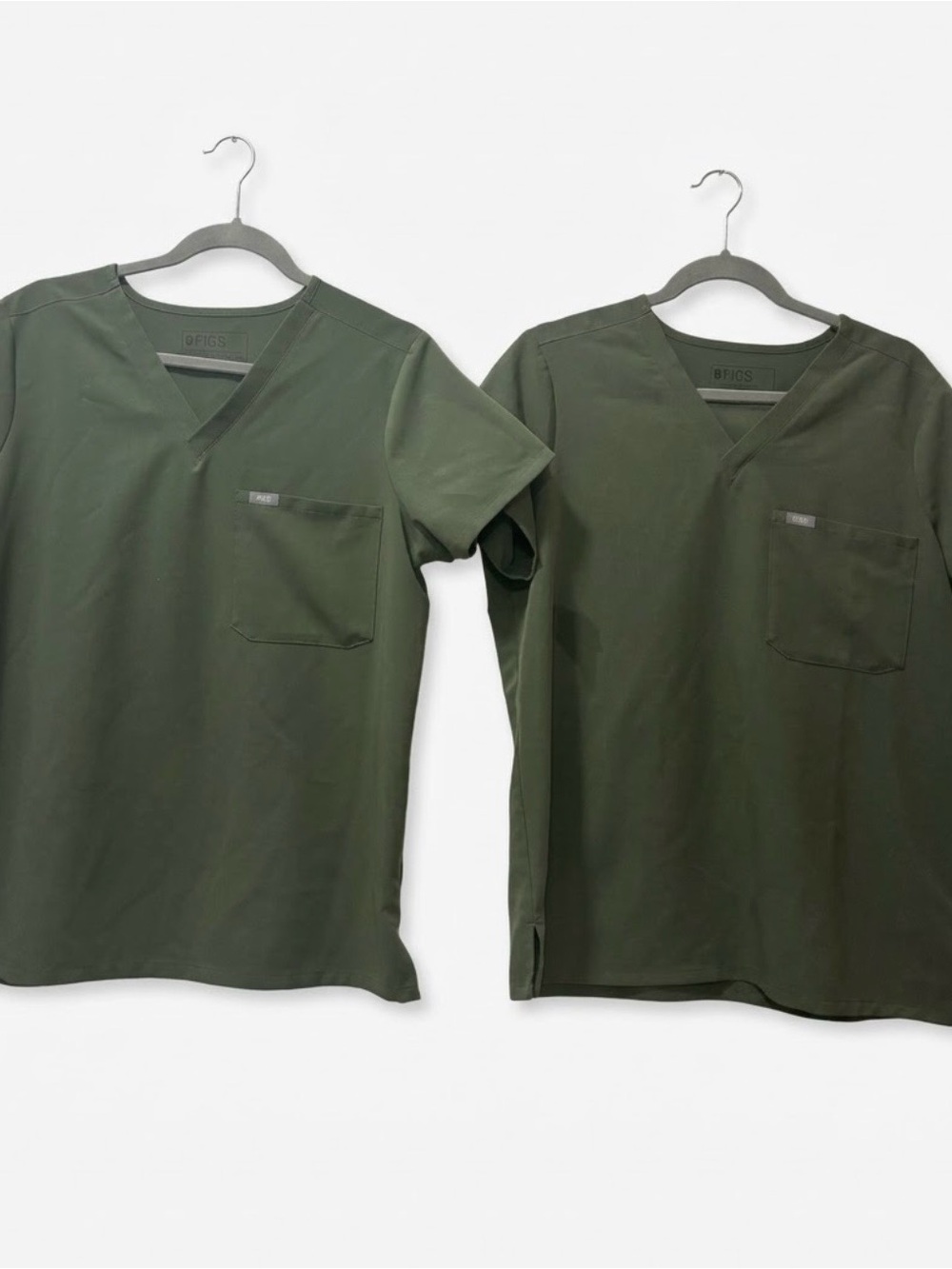 Lot of 2 FIGS Catarina Scrub Tops Technical Collection V-Neck Women’s Size Large
